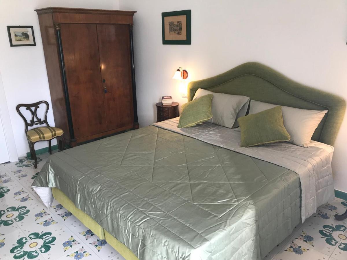 Resort Ferrara Villa Multa Quies 马萨鲁布朗斯 外观 照片